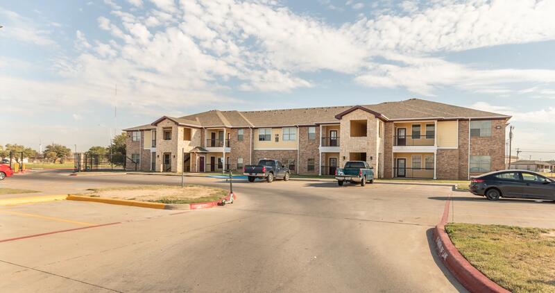 Estrada South II apartment community