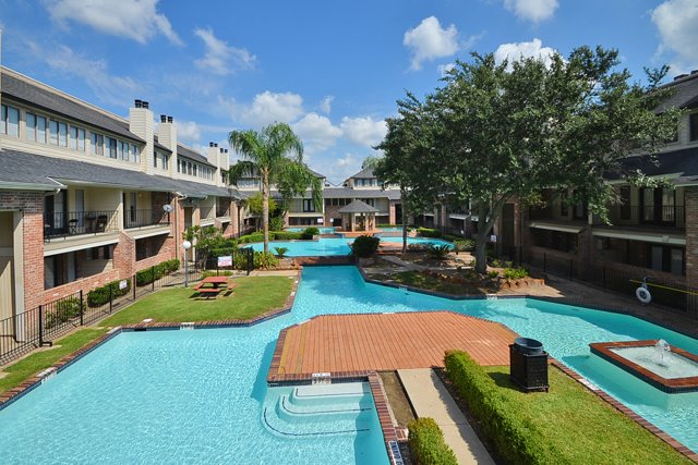 Vanderbilt Court apartment community