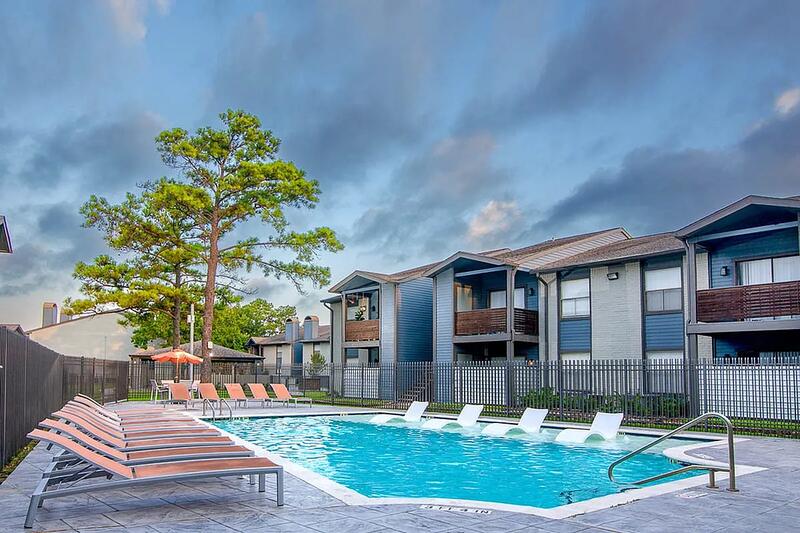 Steepleway Downs apartment community
