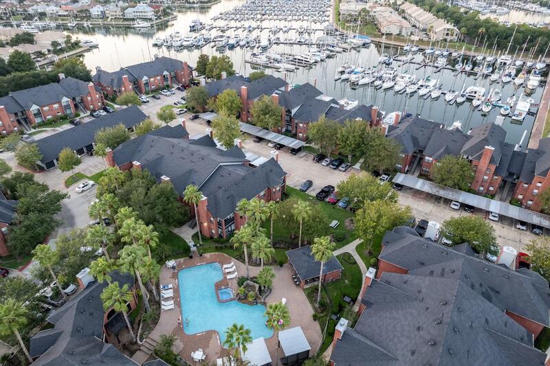 Park at Waterford apartment community