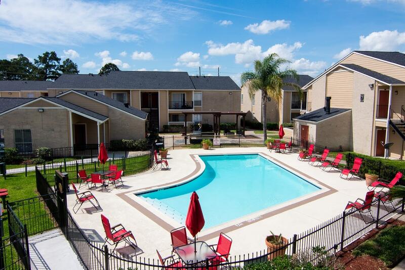 Bender Hollow apartment community